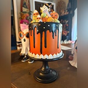 NWOT Ghoulish Halloween Drip Cake Decoration - Black and Orange
